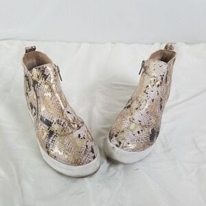 Soda Shoes Womens 7 Multicolor Snake Skin Side Zip Ankle‎ Pink Gold